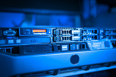 服務(wù)器提供服務(wù) 計算機網(wǎng)絡(luò)技術(shù)的核心支柱